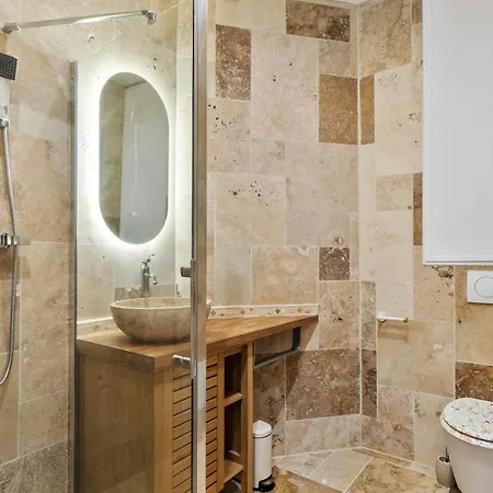 Yoursuite Premium à Thème * Chaville