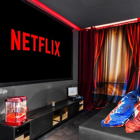 Διαμέρισμα Yoursuite Premium A Theme Σαβίλ